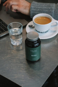 trust-spirulina-250-table-i-